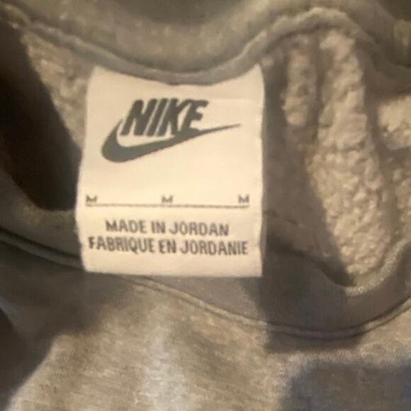 Nike Gray Embroidered Swoosh Crewneck Sweatshirt Pullover Unisex Size M - Picture 4 of 7